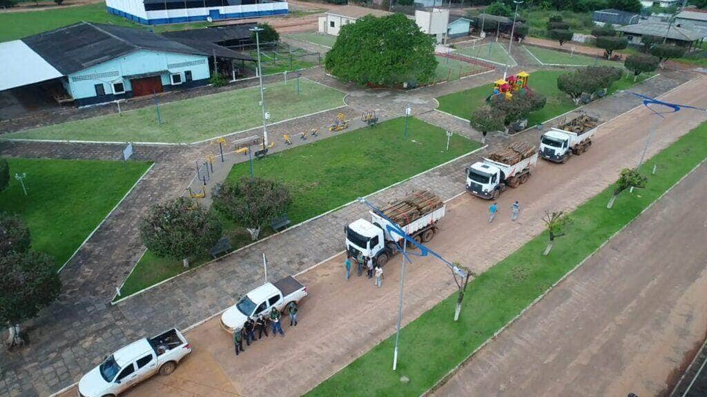 Fiscalização da Sema apreende madeira e trator usado para desmatamento ilegal em Marcelândia_6622da95b453c.jpeg